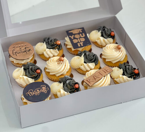 Graduation cupcakes - Deluxe