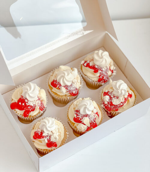 Eton mess cupcakes