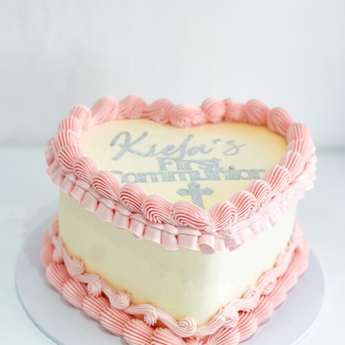 Vintage (Retro) heart cake.